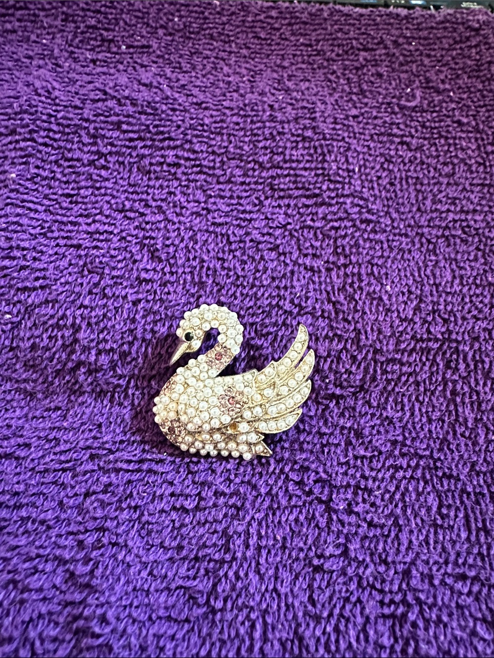 Swan Brooch
